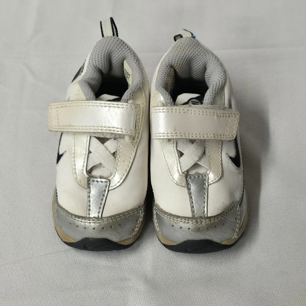 Nike Shox Turbo White &‎ Silver Toddler Sneakers Size 4C 315449-101 Hook & Loop